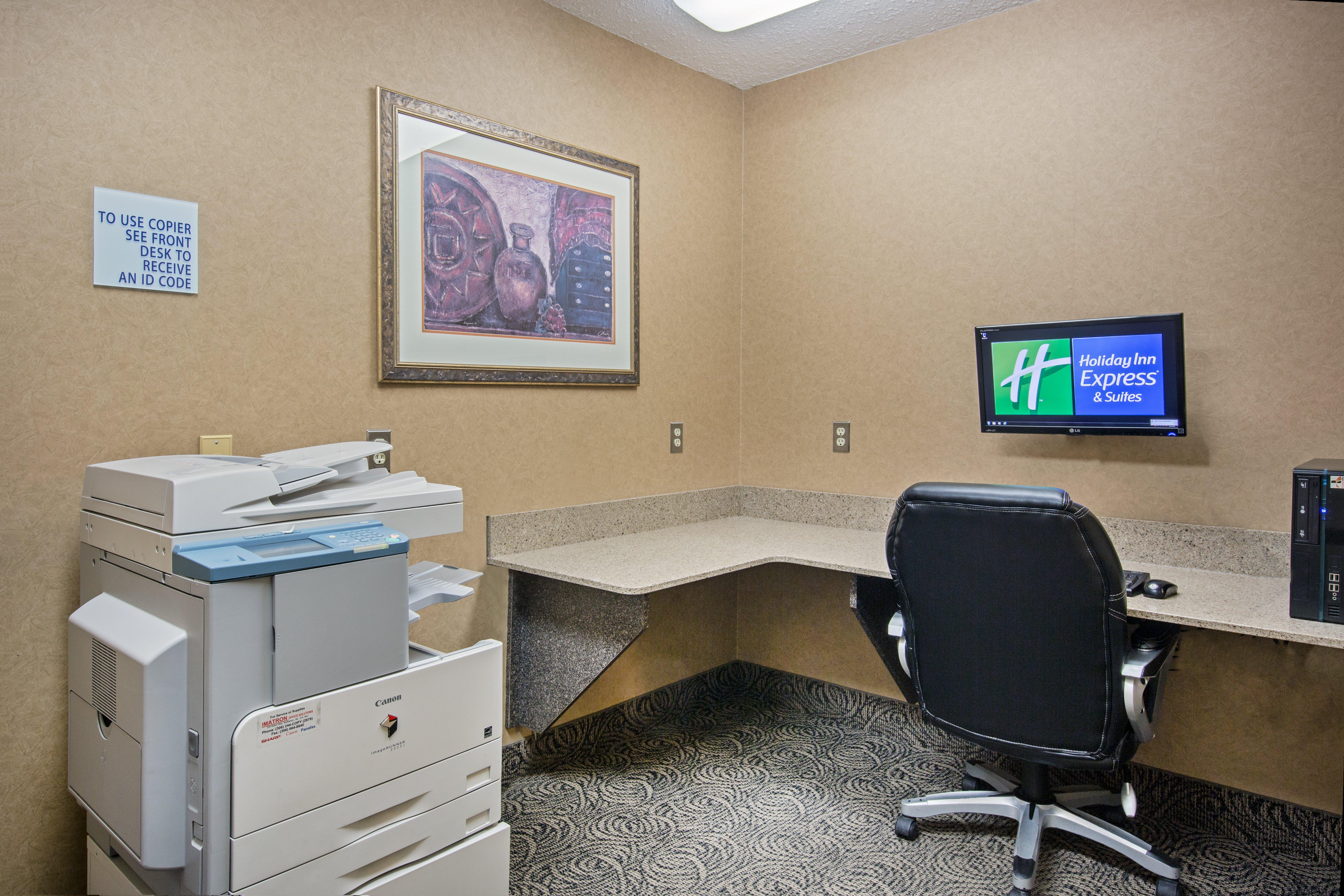 Holiday Inn Express Hotel & Suites Saskatoon By Ihg Ngoại thất bức ảnh